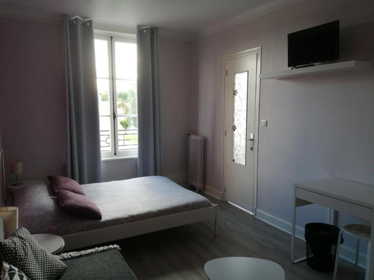 Hotel Du Grand Monarque Varennes-en-Argonne Екстериор снимка